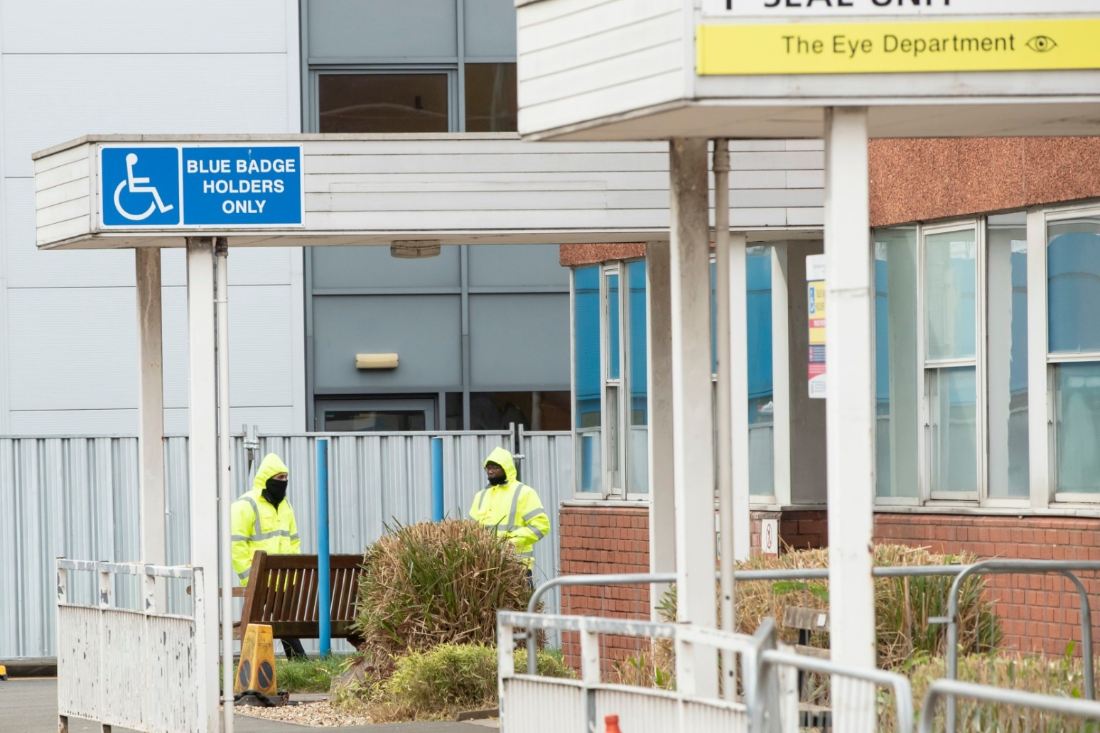 Brits prepare for hospital stay following virus flight 